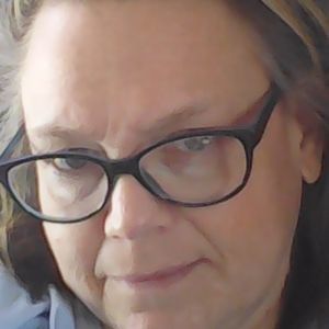 Meet your Posher, Rebecca